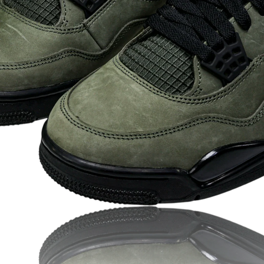 AJ4 Retro OG SP 'Undefeated'