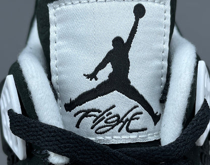 AIR JORDAN 4 x FEAR PACK