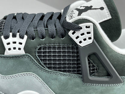 AIR JORDAN 4 x FEAR PACK