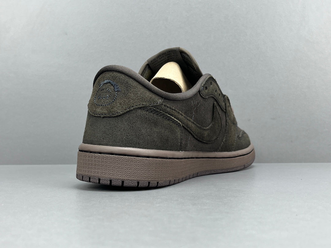 JORDAN 1 RETRO LOW OG SP x TRAVIS SCOTT VELVET BROWN